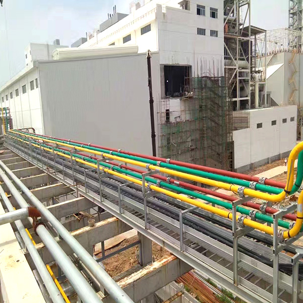 管型母線安裝現(xiàn)場